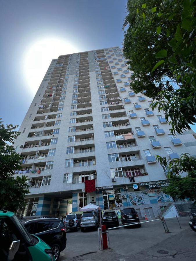 Nukri'S Apartment บาทูมิ ภายนอก รูปภาพ
